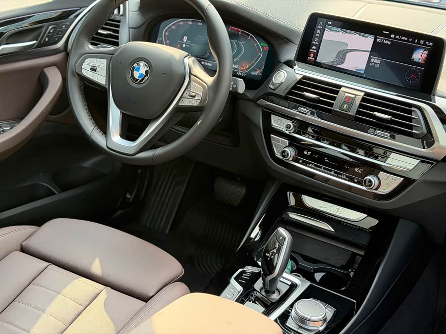 BMW X3 2021 — фото 8