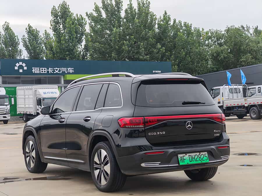 Mercedes-Benz EQB 2024