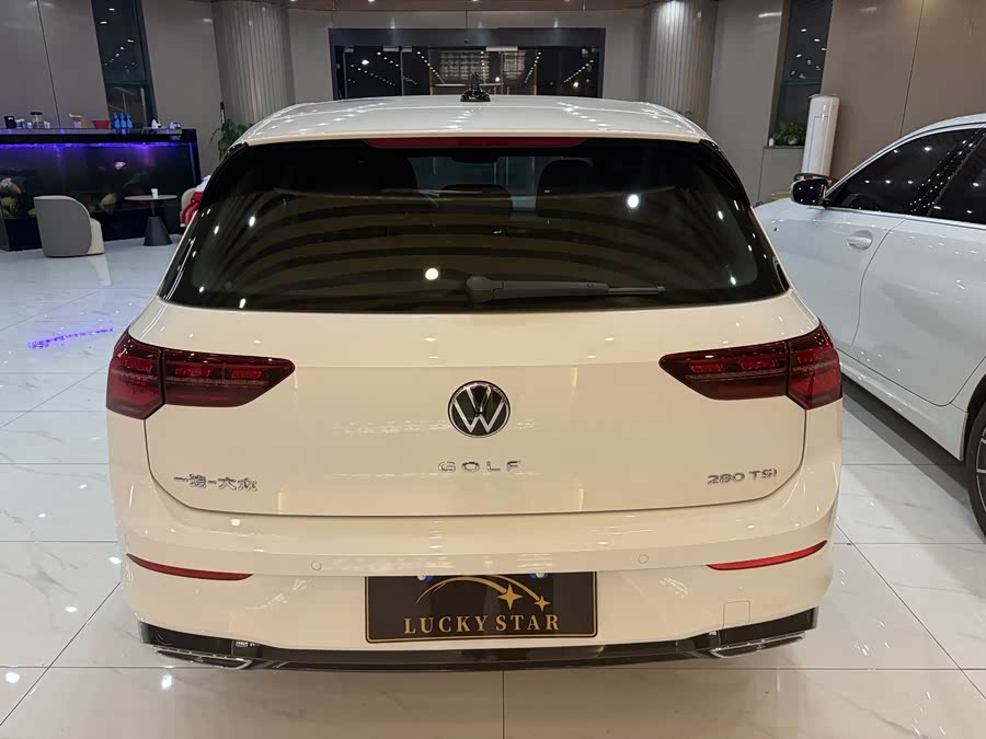 Volkswagen Golf 2023