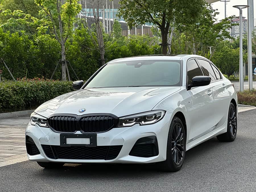 BMW 3 Series 2022