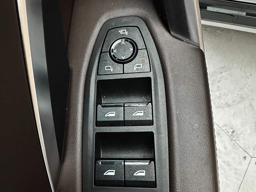 BMW X1 2023 — фото 16