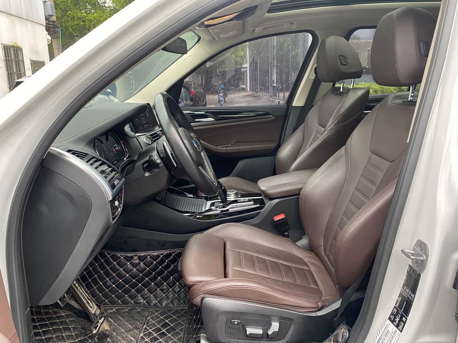 BMW X3 2018 — фото 12