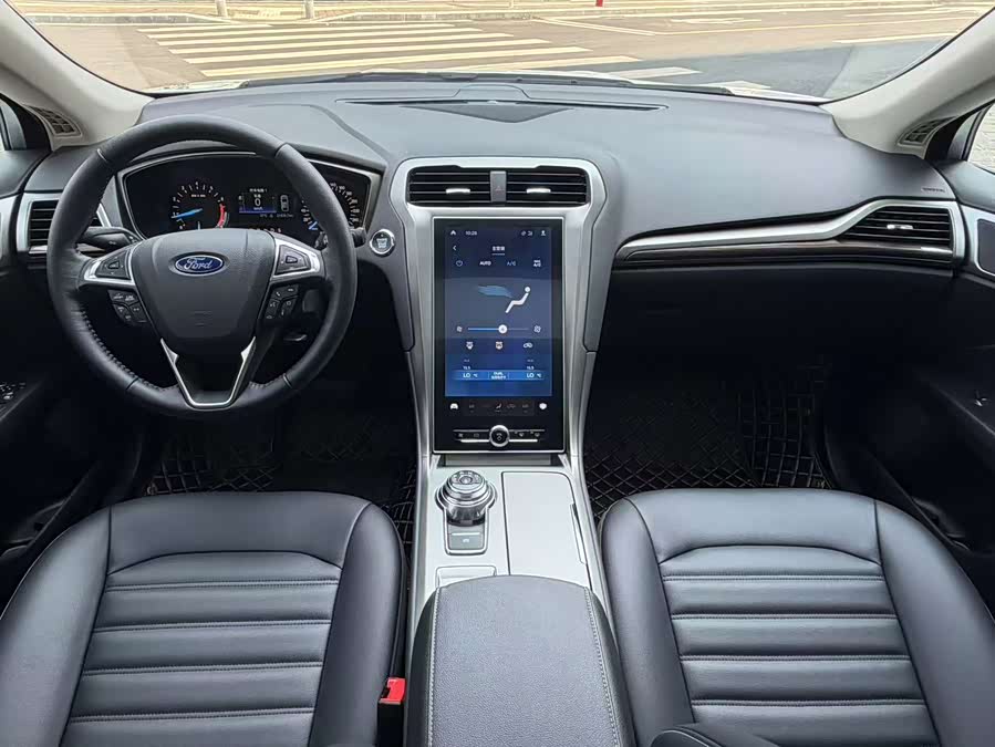 Ford Mondeo 2020 — фото 11
