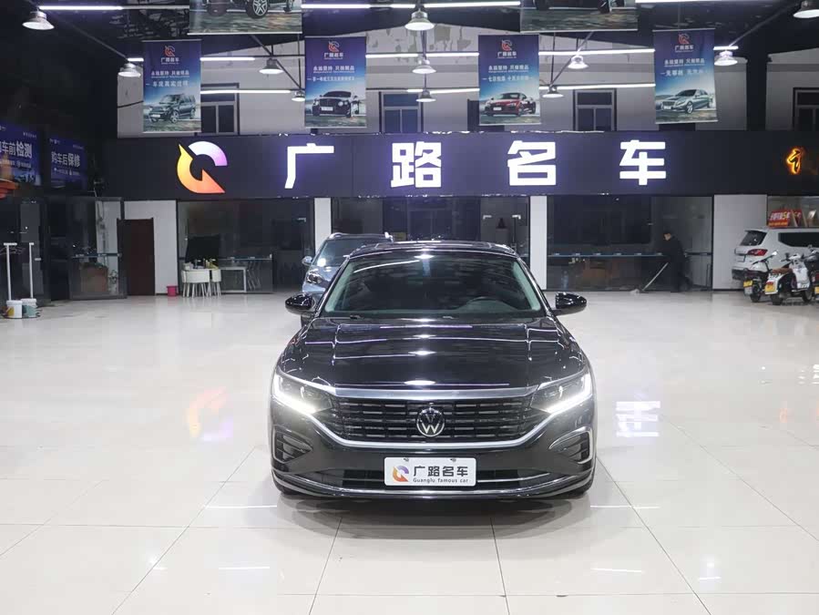 Volkswagen Passat 2023