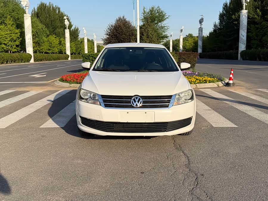 Volkswagen Lavida 2015