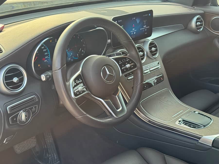 Mercedes-Benz GLC 2022