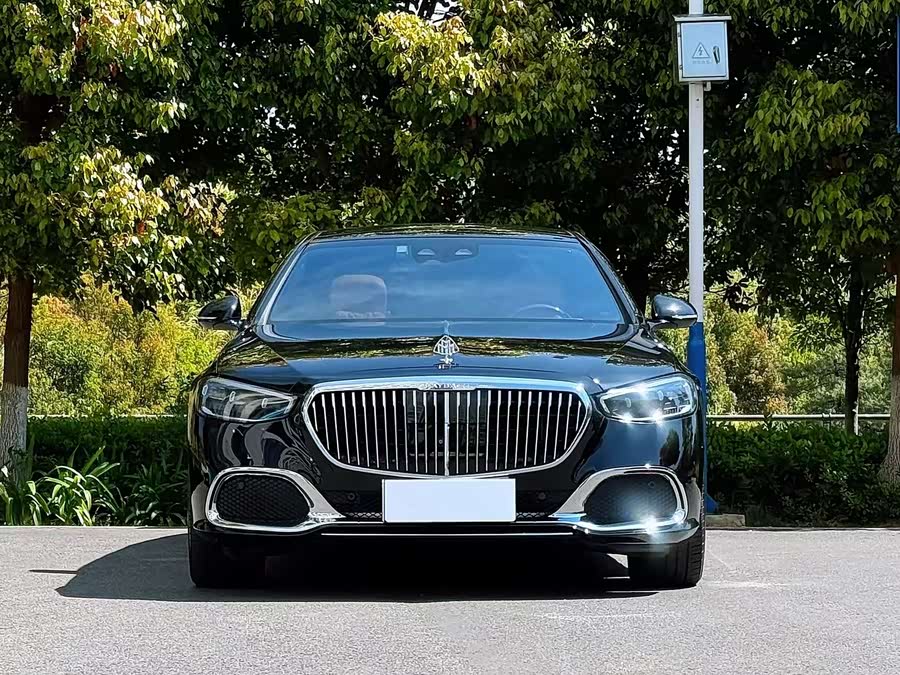 Mercedes-Benz Maybach S-Class 2023