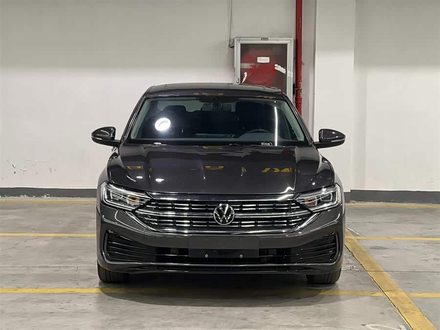 Volkswagen Sagitar 2023