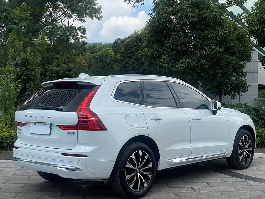 Volvo XC60 2022