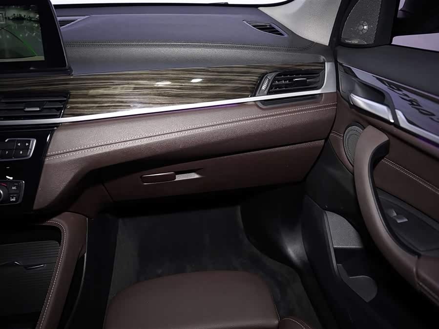 BMW X1 2022 — фото 16