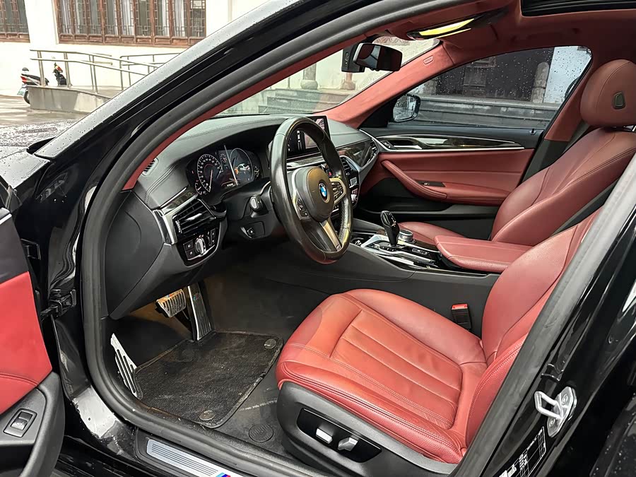 BMW 5 Series 2019