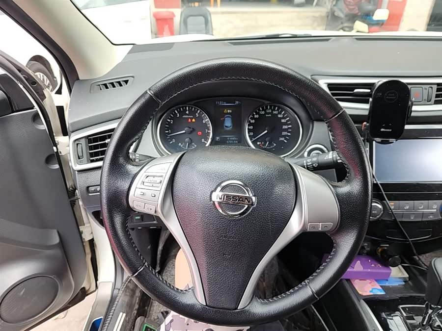 Nissan Qashqai 2017 — фото 11