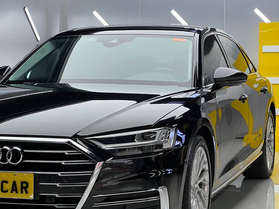 Audi A8 2021 — фото 47
