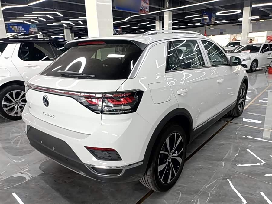 Volkswagen T-Roc 2025