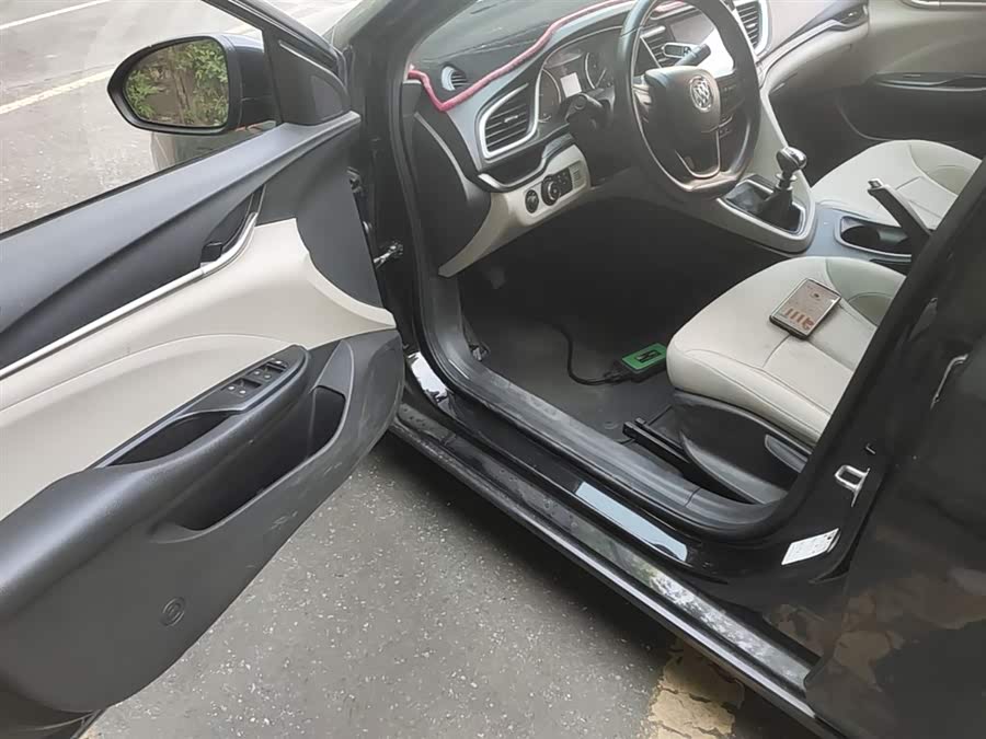 Buick Excelle GT 2018 — фото 16