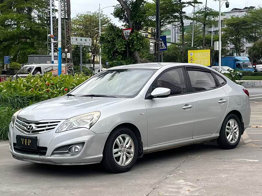 Hyundai Joyful 2011