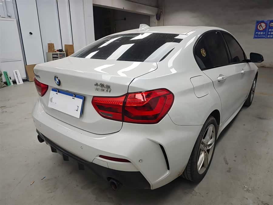 BMW 1 Series 2021
