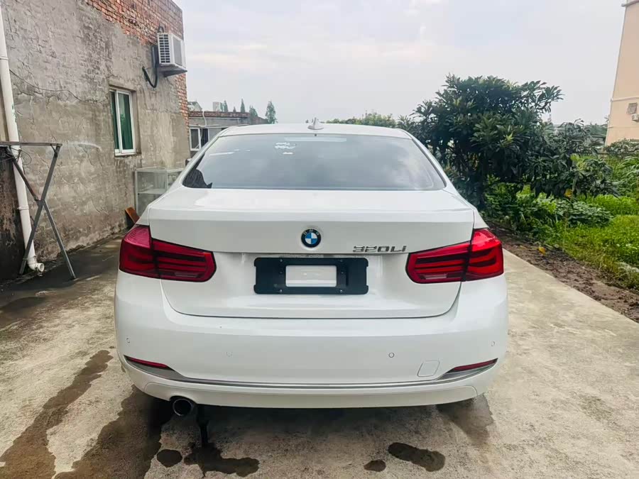 BMW 3 Series 2016