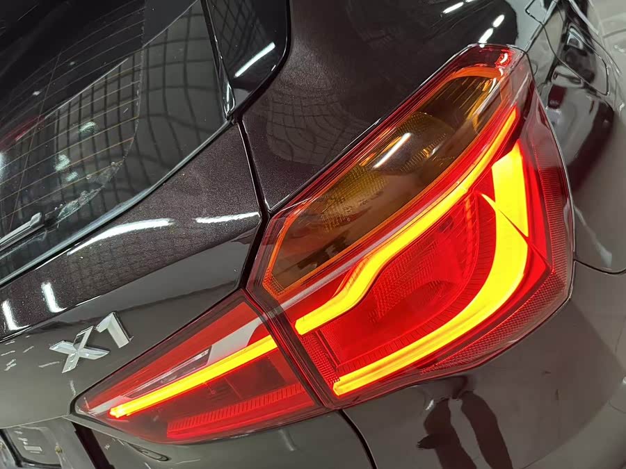 BMW X1 2016 — фото 13
