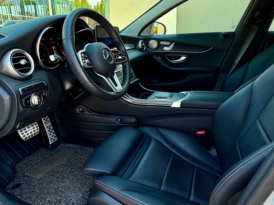 Mercedes-Benz C-Class 2020 — фото 8