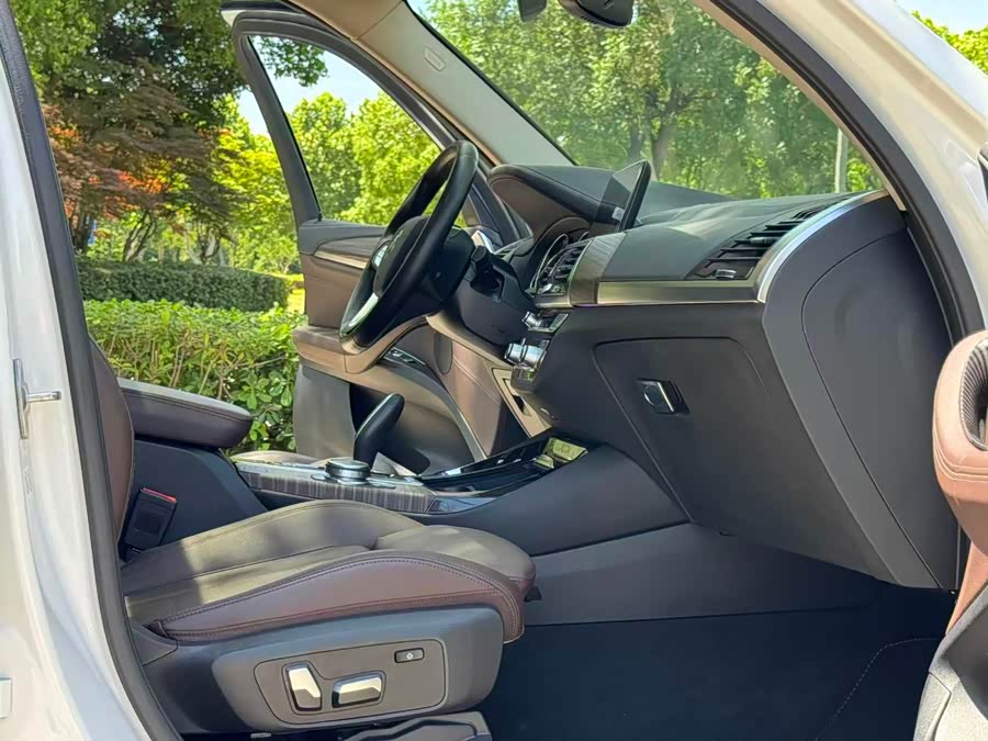 BMW X3 2019 — фото 10