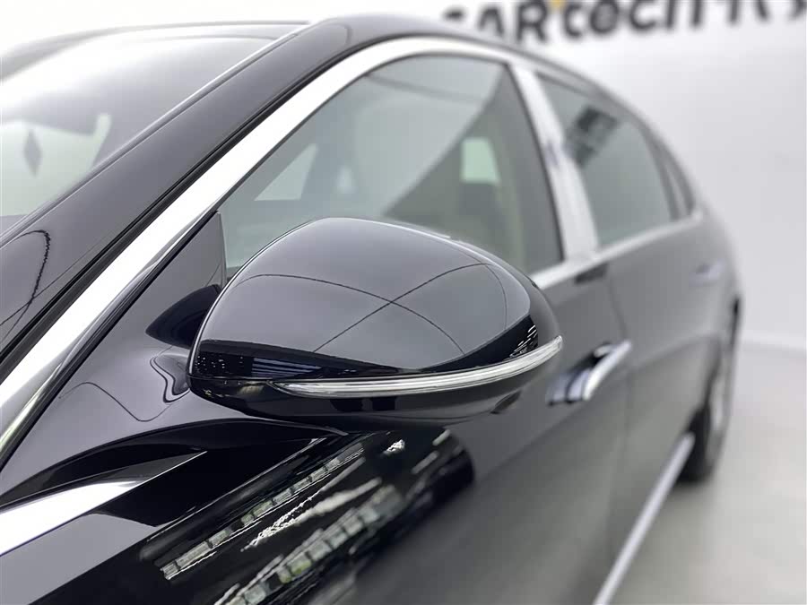 Mercedes-Benz Maybach S-Class 2021 — фото 33