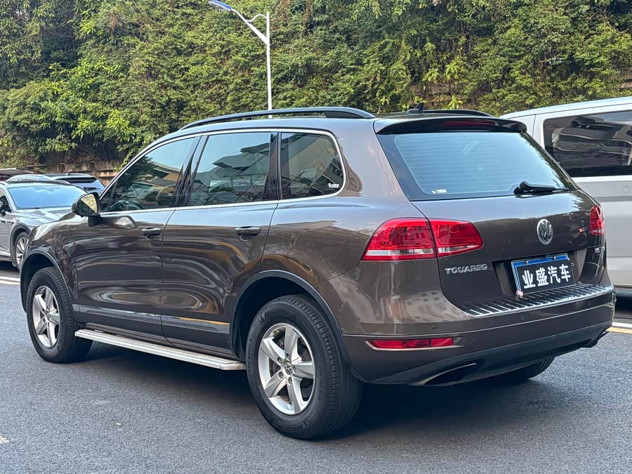 Volkswagen Touareg 2014