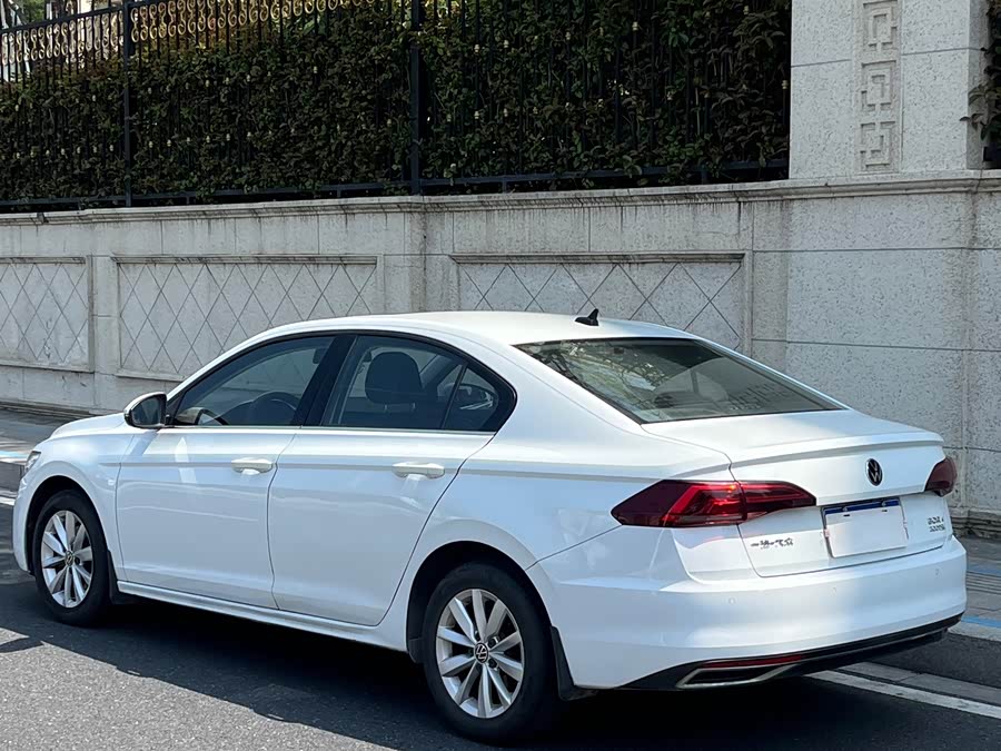 Volkswagen Bora 2021