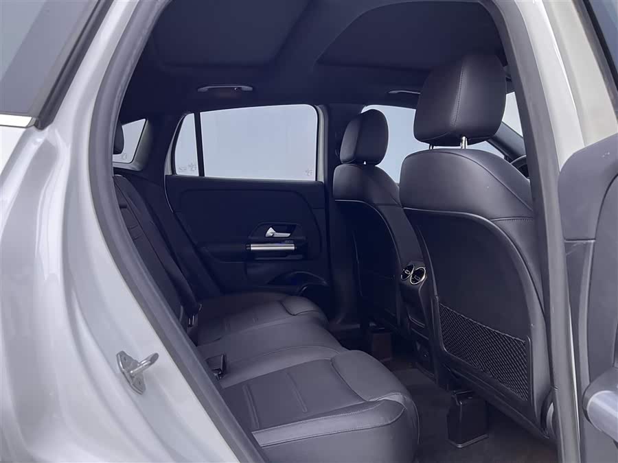 Mercedes-Benz GLA 2020 — фото 24