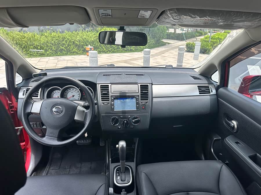 Nissan Tiida 2008