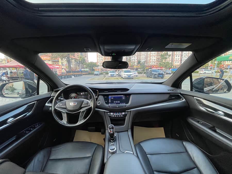 Cadillac XT5 2020 — фото 13