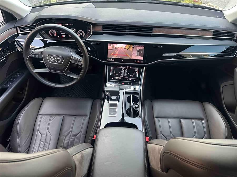 Audi A8 2018 — фото 13