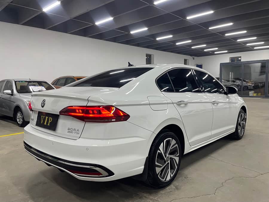 Volkswagen Bora 2023