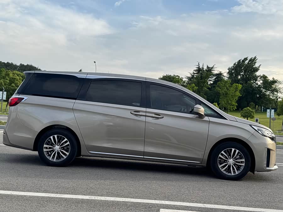 Buick GL8 2023