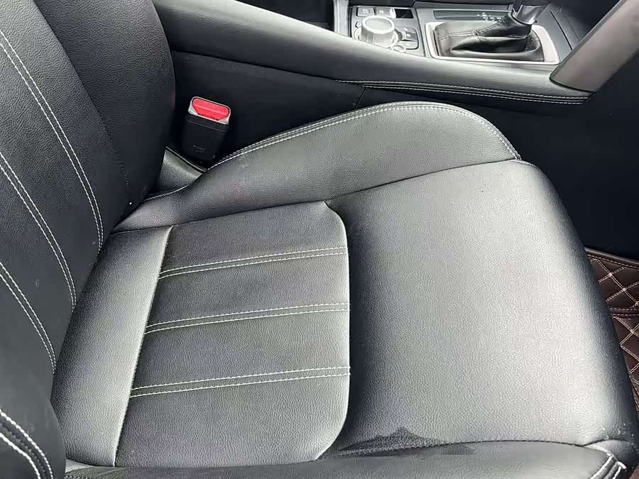 Mazda CX-4 2018 — фото 19