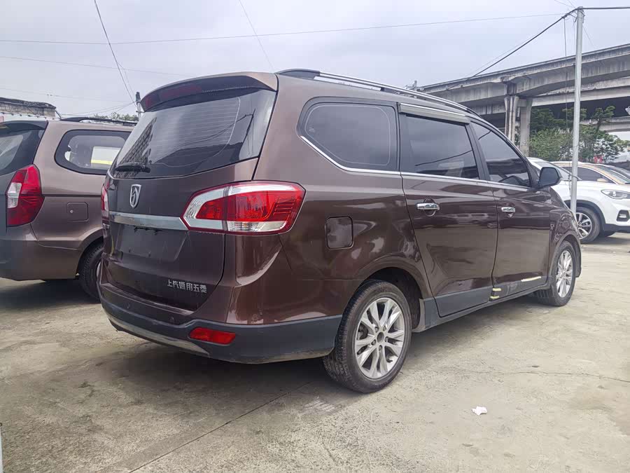 Baojun 730 2014