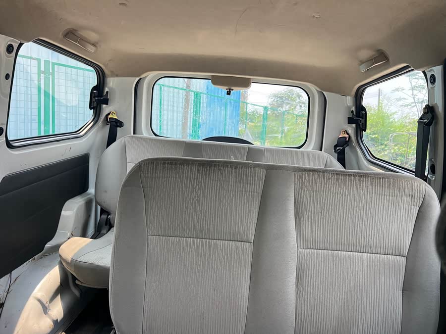 Wuling Hongguang 2014