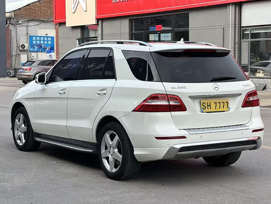 Mercedes-Benz M-Class 2012
