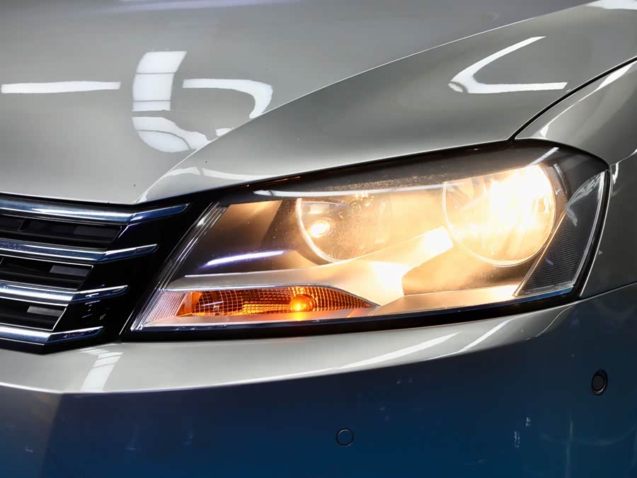 Volkswagen Magotan 2012