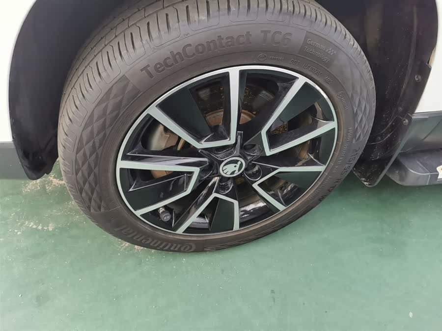 Skoda Korok 2018 — фото 23