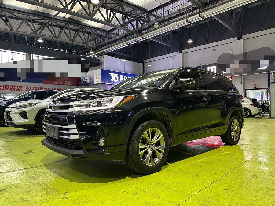 Toyota Highlander 2021