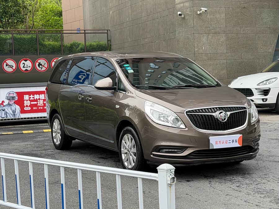 Buick GL8 2017