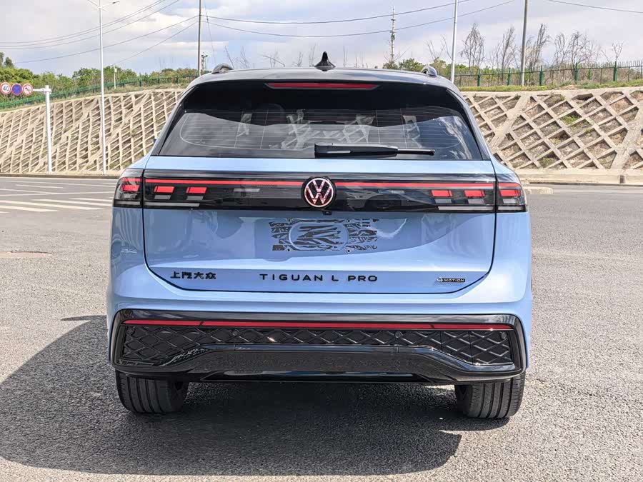 Volkswagen Tiguan L 2024