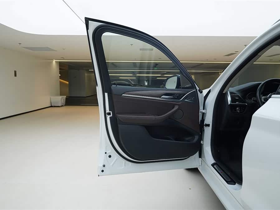 BMW X3 2021 — фото 16