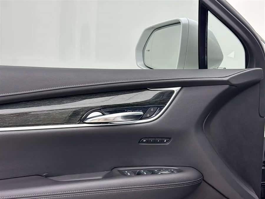 Cadillac XT5 2020 — фото 13