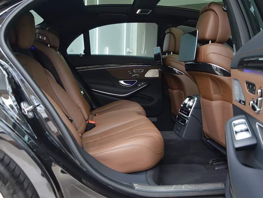 Mercedes-Benz S-Class 2020