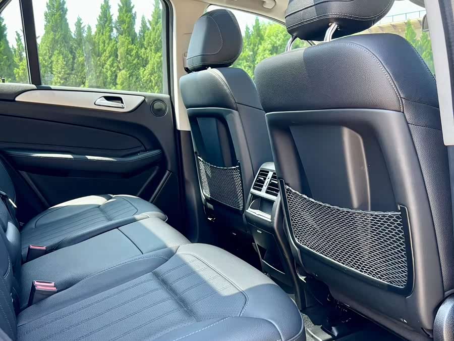 Mercedes-Benz GLE 2016