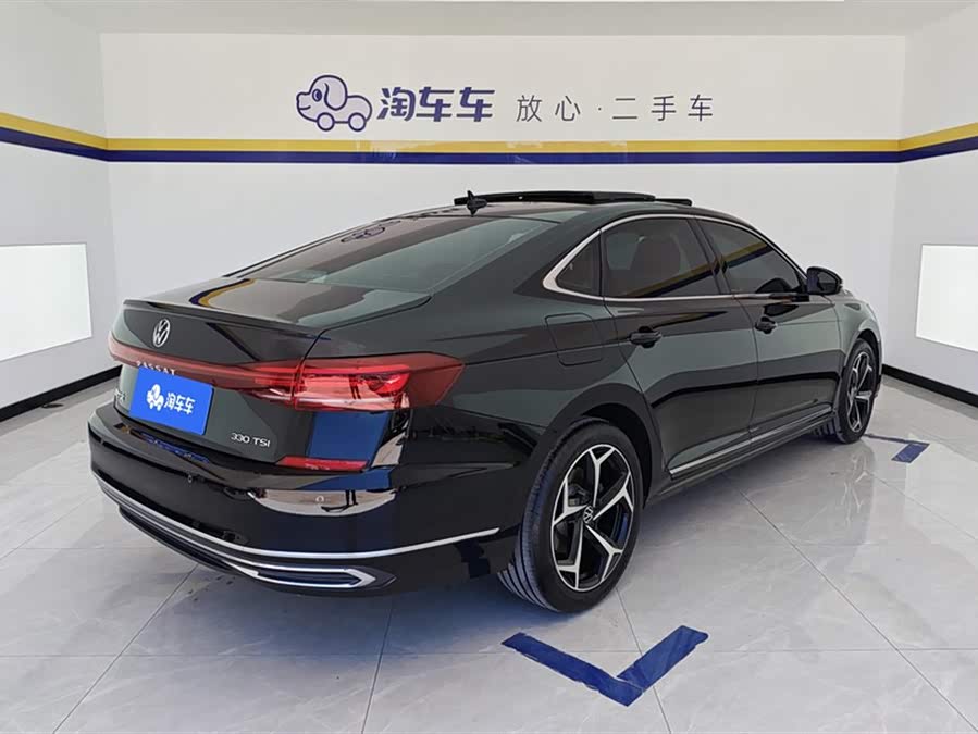 Volkswagen Passat 2023