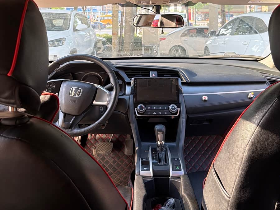 Honda Civic 2016 — фото 10
