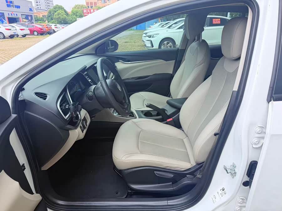 Buick Excelle 2016